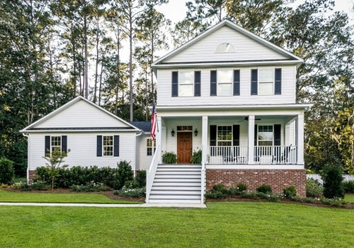 How much does 4 square of vinyl siding cost?